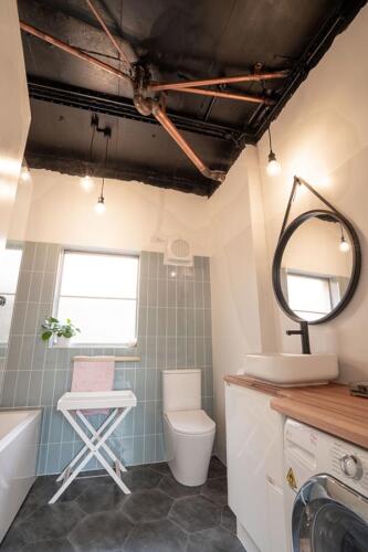 Packaged-Deal-Bathroom-102