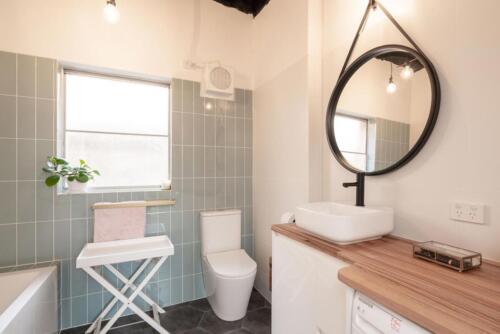 Packaged-Deal-Bathroom-103