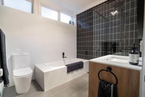 Packaged-Deal-Bathroom-125