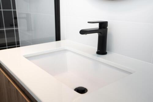 Packaged-Deal-Bathroom-141